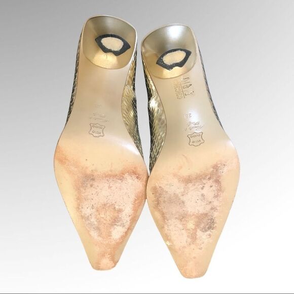 Orietta Mancini Vero Cuoio Gold Pumps , Size 38/7 - Picture 5 of 7